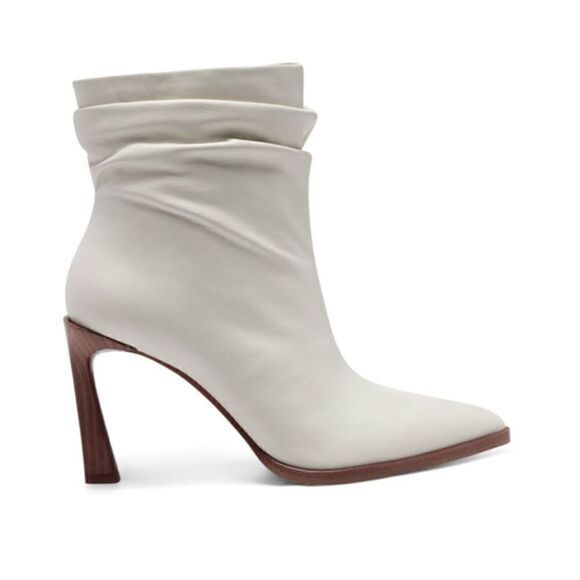 VINCE CAMUTO PRESINDAL BOOTIE US 8.5 - Picture 1 of 8